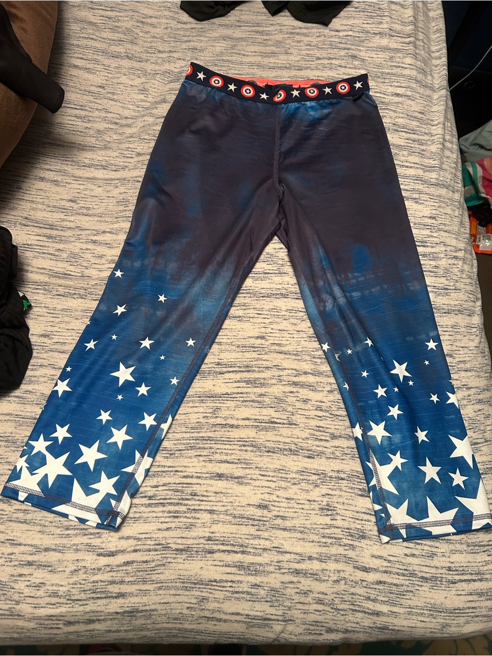 Marvel Women’s Blue & White Star Leggings